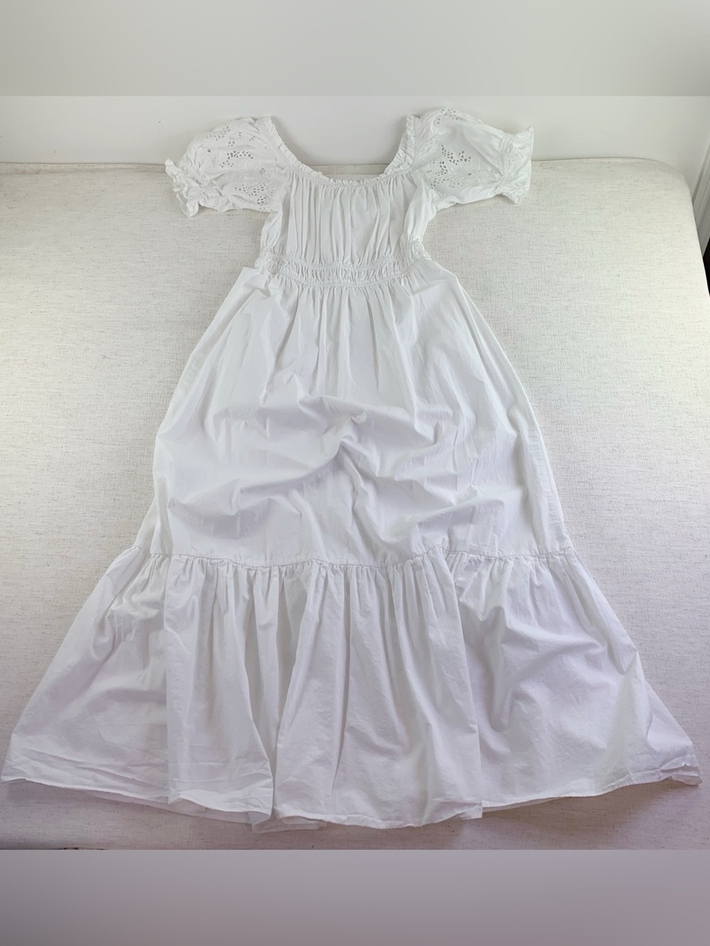 H&M White‎ embroidered scoop neck Puff Sleeve midi Dress